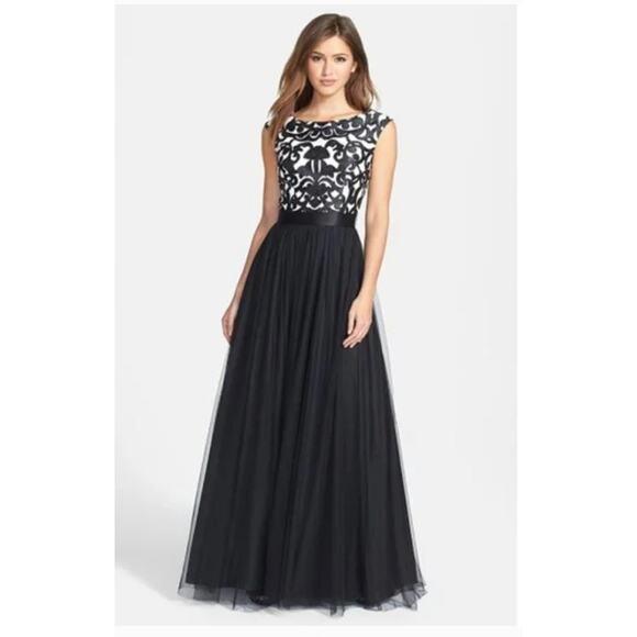 Aidan Mattox Dress Womens 4 Black White Embroidered Bodice Mesh Evening Gown - Picture 1 of 13